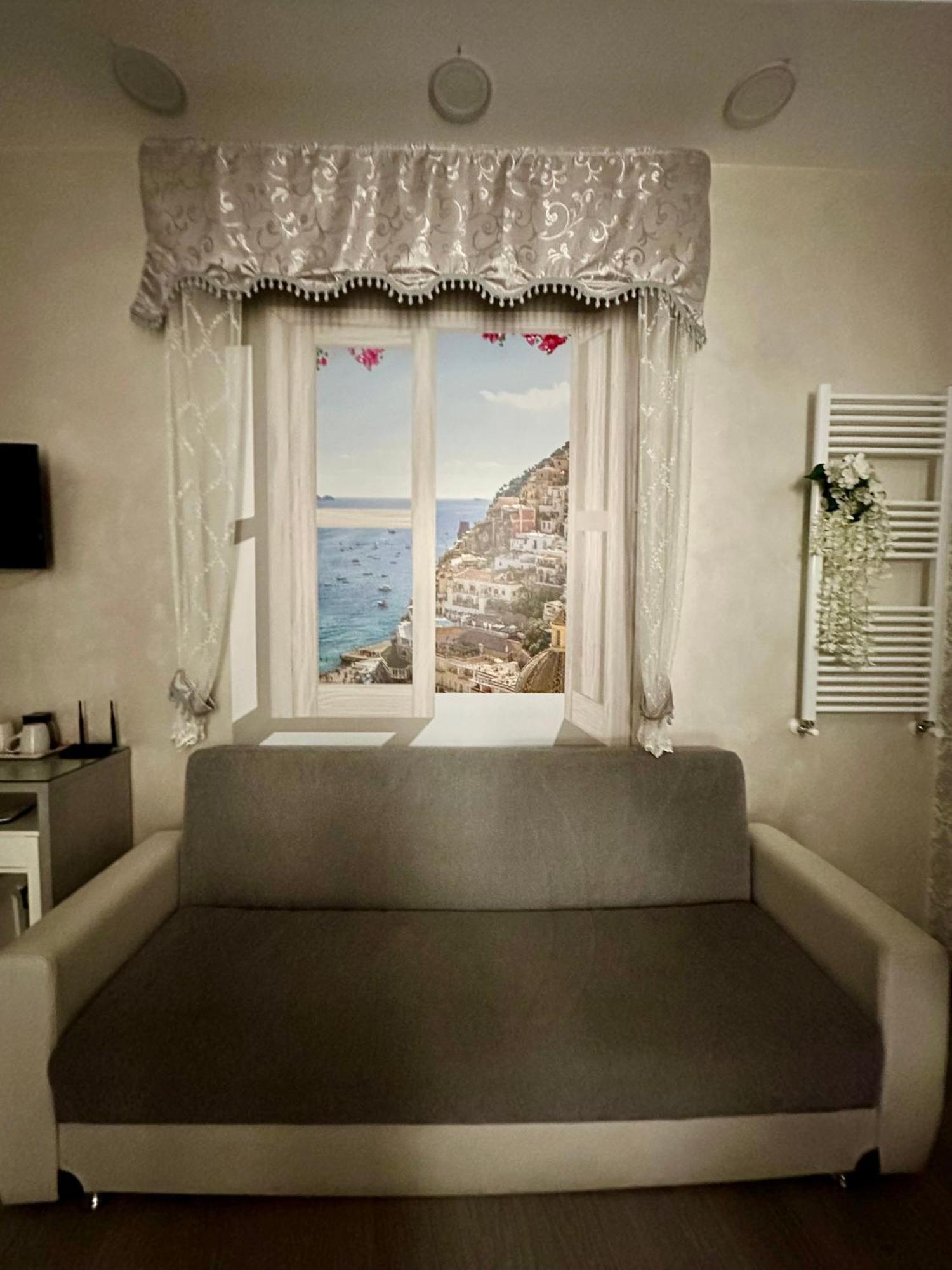 Luxury Holidays *