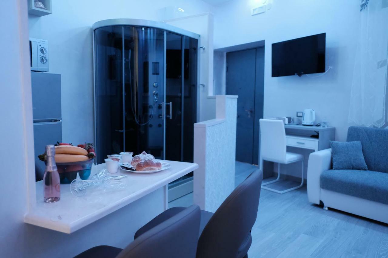 Luxury Holidays *